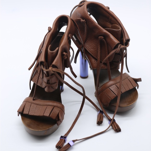 Louis Vuitton Heels Platform - Picture 4 of 16